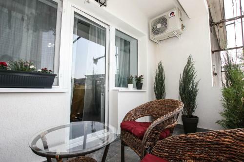 100 Sqm Luxury Apartment, Unirii Square
