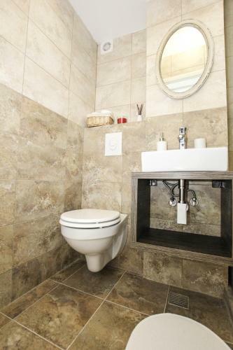 100 Sqm Luxury Apartment, Unirii Square