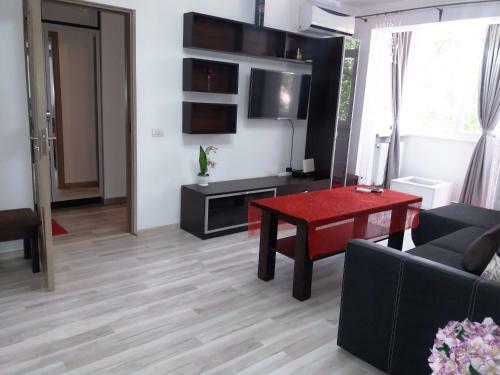 Bratianu Apartments