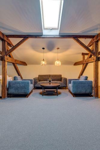 Hotel Upstairs Boutique