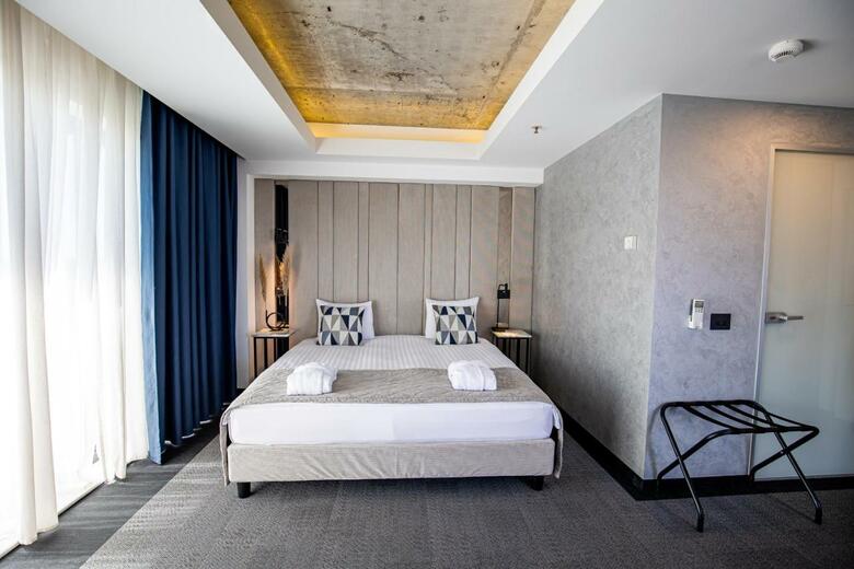 Union Plaza Hotel