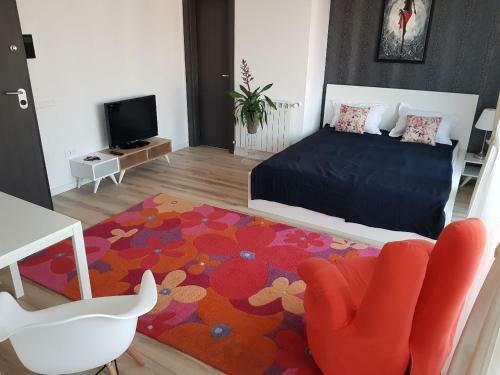 Like Home Apartments