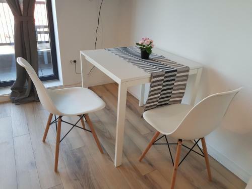 Like Home Apartments