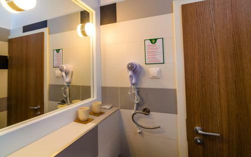 Hostal Pensiunea La Broscuta