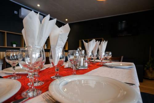 Hostal Pensiunea La Broscuta