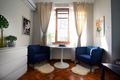 Andrea Apartments