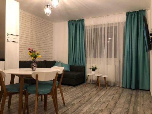 Florela Apartments