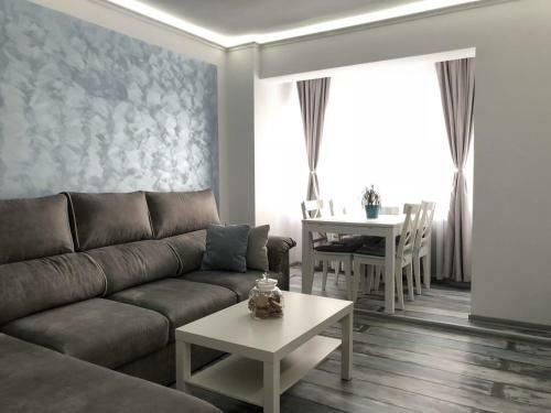 Florela Apartments