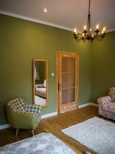 Olive Apartment