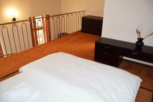 Contessa Central Apartment