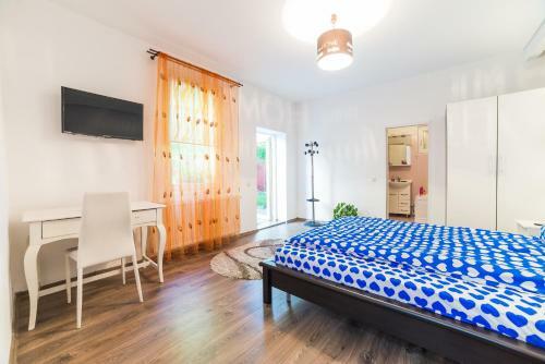 Meda Apartments