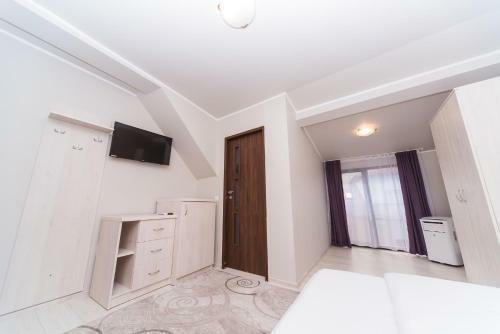 Hostal Nelana Guest House