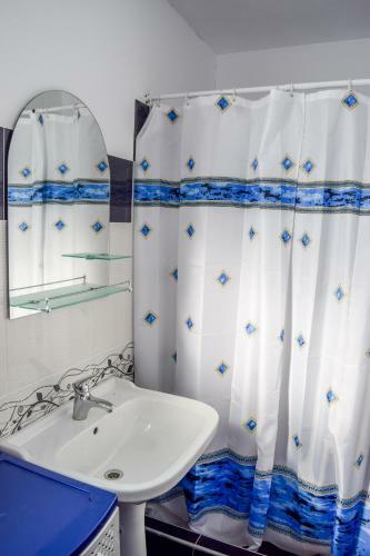 Hostal Pensiunea Arizona