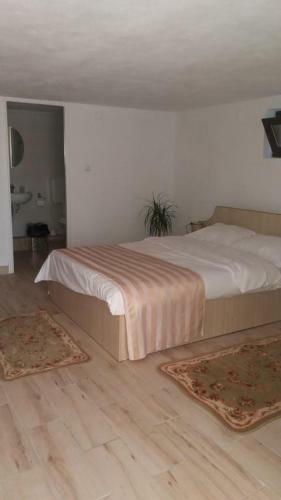 Hostal Collias