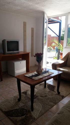 Hostal Collias