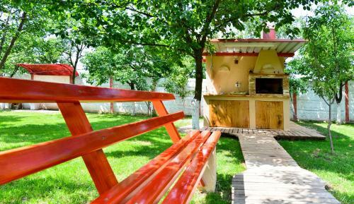 Hostal Casuta Noastra