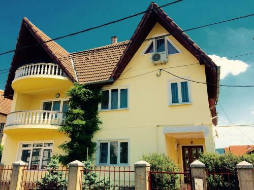 Hostal Pensiunea Vila Silva