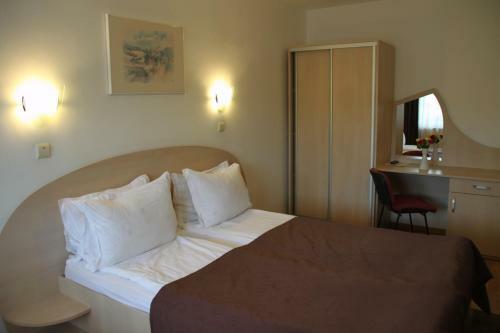 Hostal Vila Gong