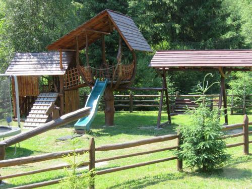 Hostal Erdelyi Gonduzo Pension Restaurant
