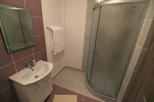 Hostal Pension Raza De Soare