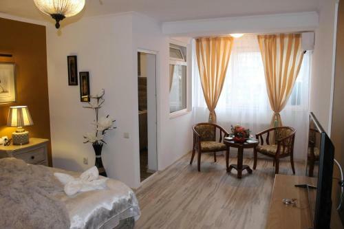 Lyla & Stendhal Apartments