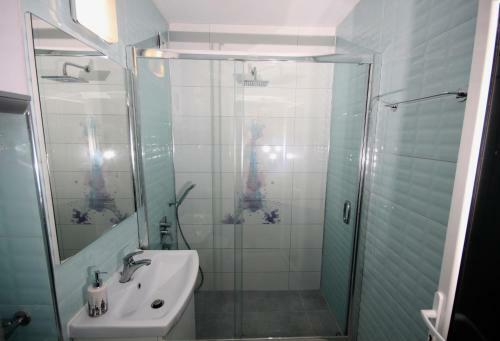 4 Apartshotel Galati Faleza
