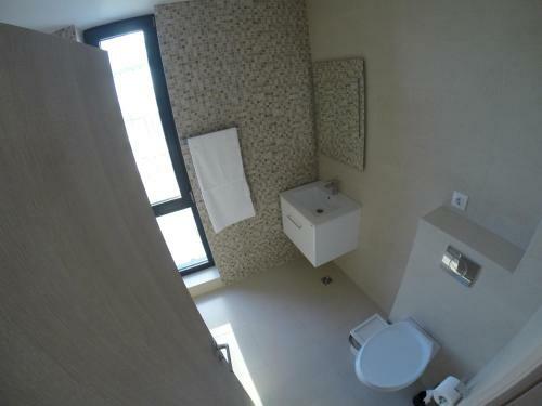911 Mamaia Apartments