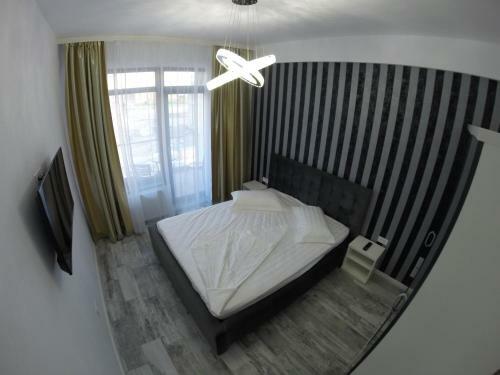 911 Mamaia Apartments