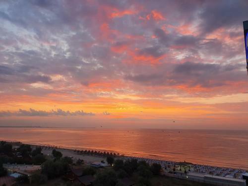 911 Mamaia Apartments