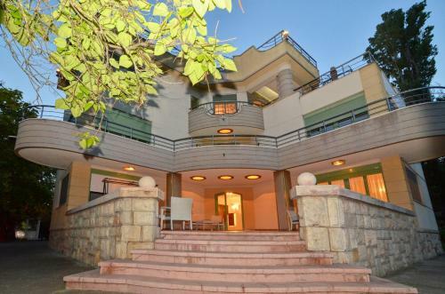 Hostal Vila Vera