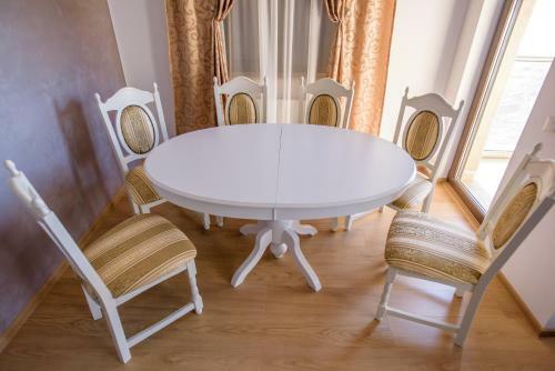 Apartamento Cosmina Residence
