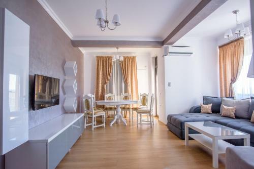 Apartamento Cosmina Residence
