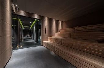 Zhero Hotel