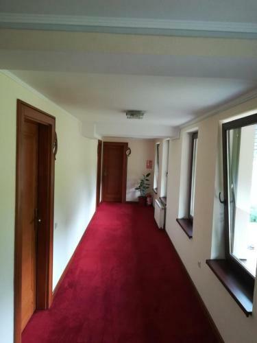 Hotel Dennis
