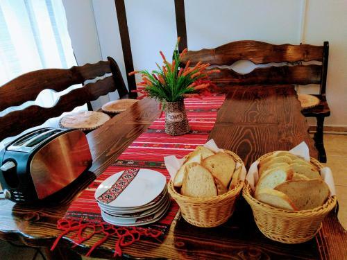 Hostal Casa Cu Flori