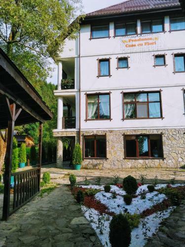 Hostal Casa Cu Flori