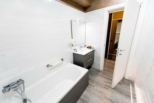 Apartamento White Tower Mamaia