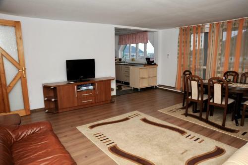 Hostal Apartament Ela
