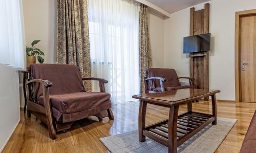 Hostal Pensiunea G�rg? Panzi�