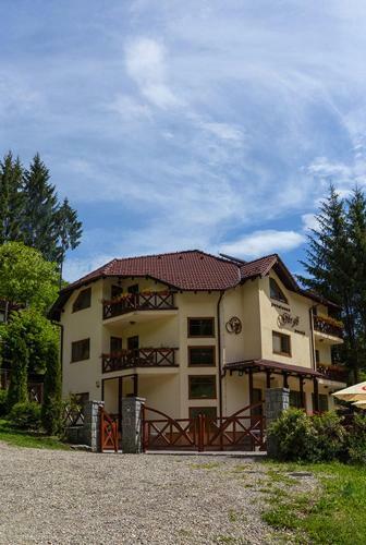 Hostal Pensiunea G�rg? Panzi�