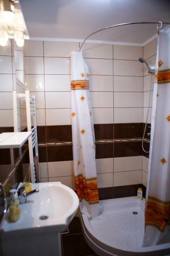 Hostal Vila Adr