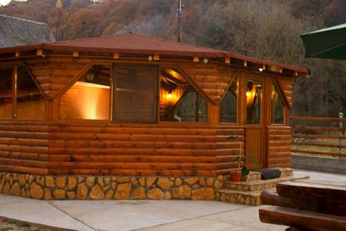 Hostal Pensiunea Claudia