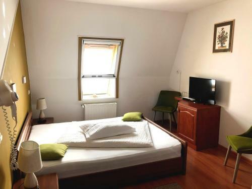 Hostal Pensiunea Lucia