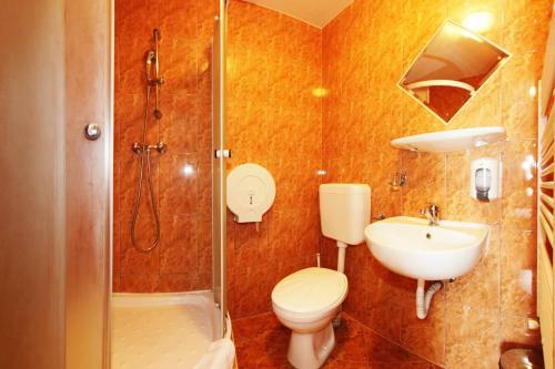 Hostal Pensiunea Lucia