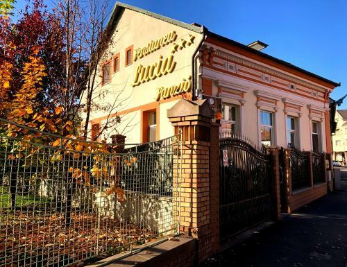 Hostal Pensiunea Lucia