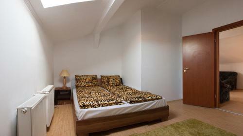 Premier Apartment