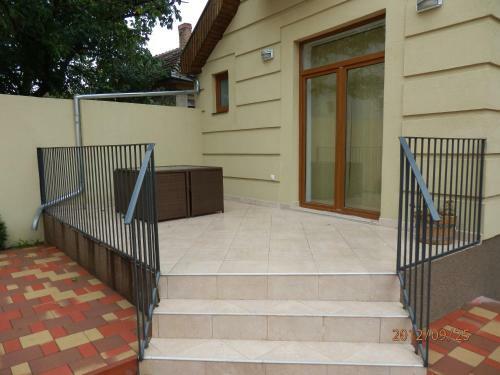 Pannonia Apartments