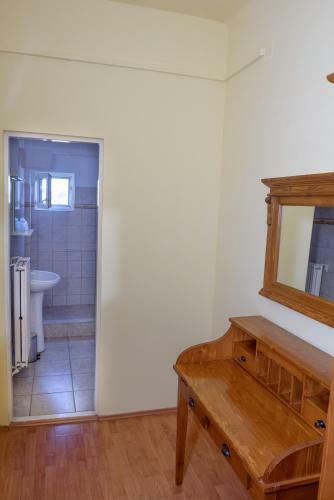 Hostal Pensiunea Tranzit