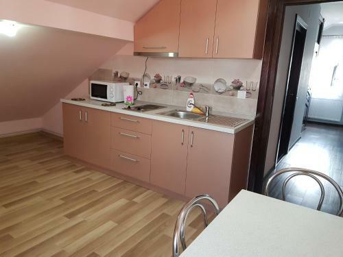 Delia Apartment