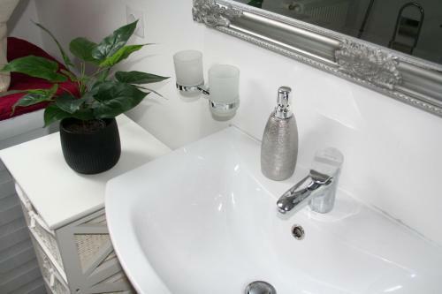 Bruk Central Apartament